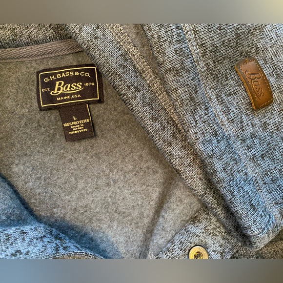 G.H. BASS & CO. Pullover Button Sweater - Picture 5 of 10